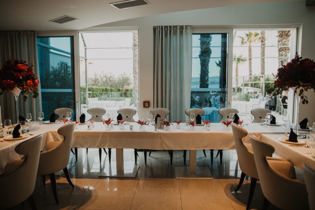 Catering restorana Damiiano u Omišu. Najbolji catering u Dalmaciji. Prekrasno uređen prostor.